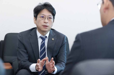 국토부 2차관 가덕도신공항 관련 대우건설 대표이사 면담